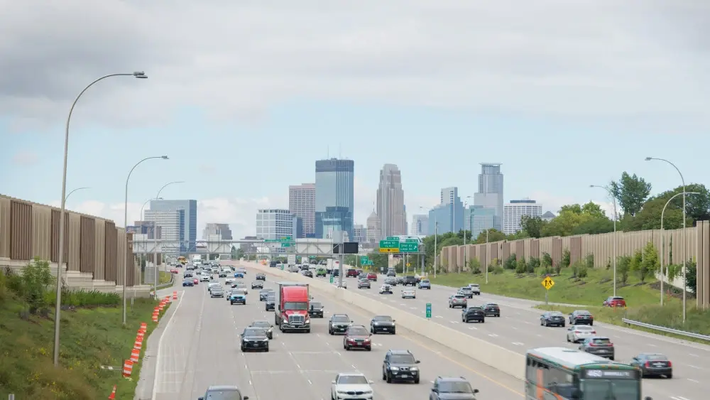 Minnesota car accident laws and a Minneapolis highway.